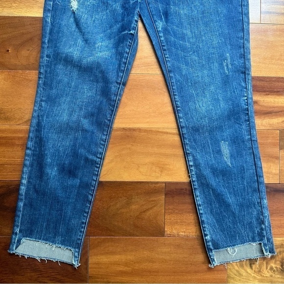 Blanc NYC Intro Distressed Raw Frayed Released Step Hem Jeans - Picture 5 of 11